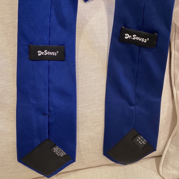 Dr. Seuss silk neckties 2 New ties “The Cat 🐈‍⬛ in The Hat” 🎩 - Picture 10 of 16